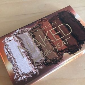 Urban decay naked petite heat